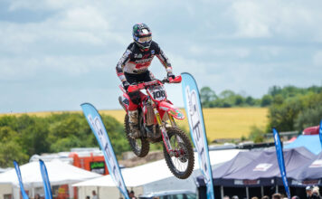 Stray stone prevents Searle MX Nationals double win