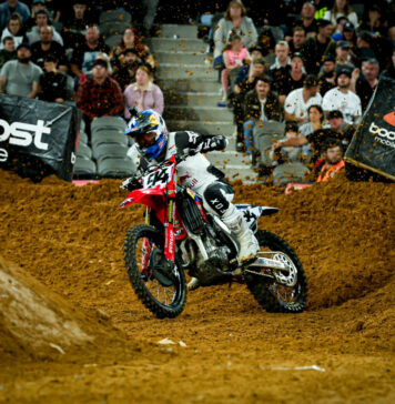 Melbourne WSX: Roczen crowned champion